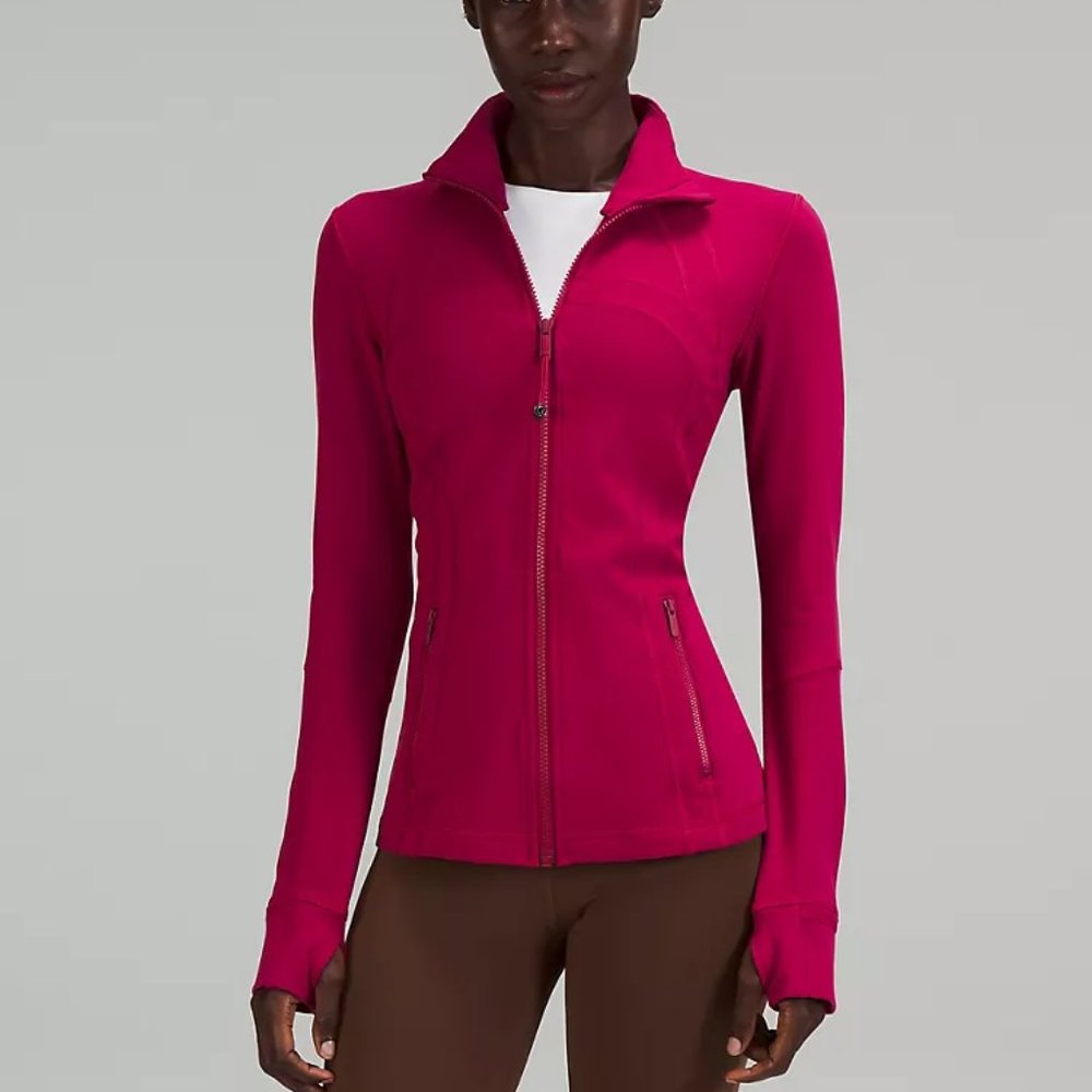 HUGE ISO!!!!!!!!! Lululemon size 0 define jacket!